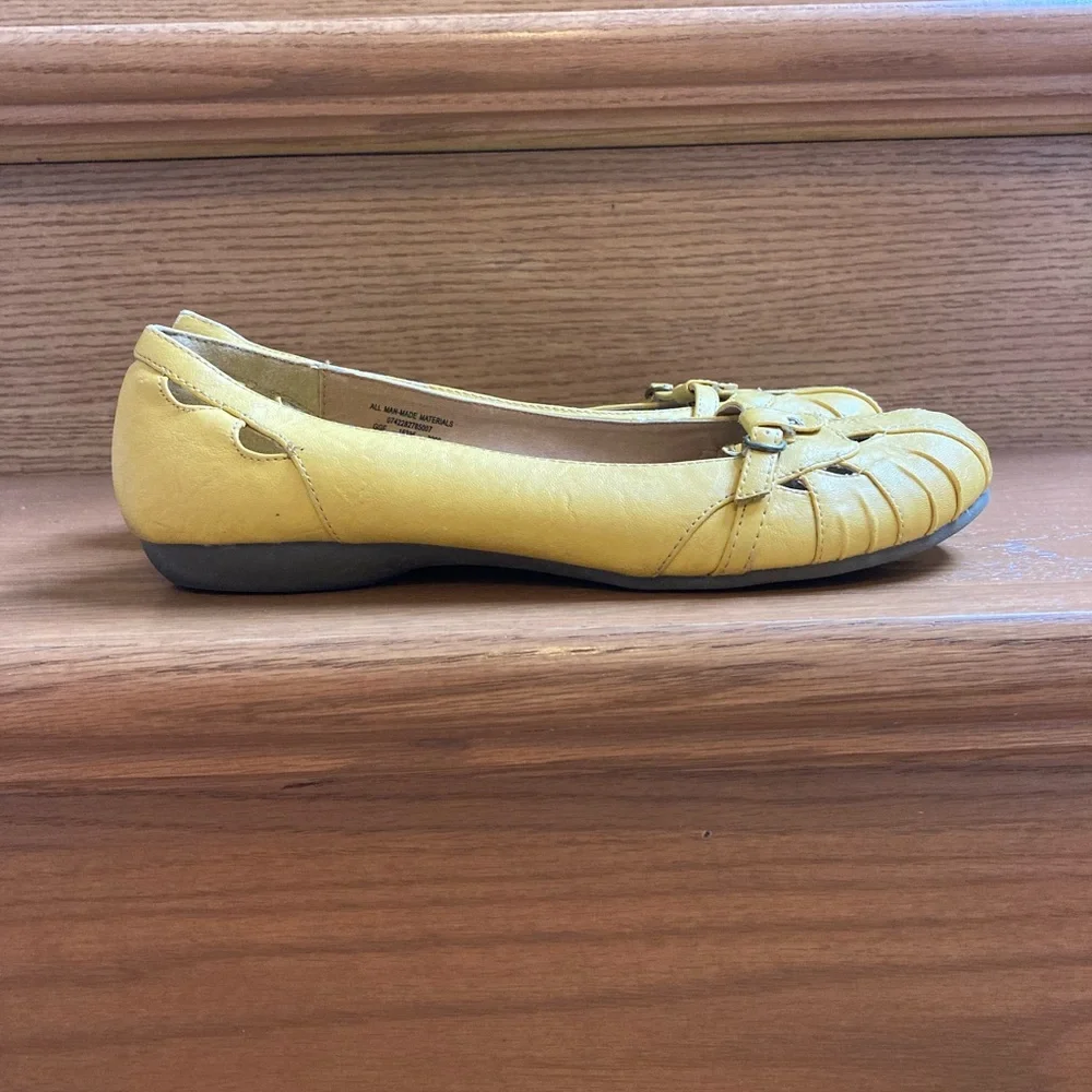 Route 66 Women Flat Slip On Yellow Round Toe Shoes - Picture 4 of 10